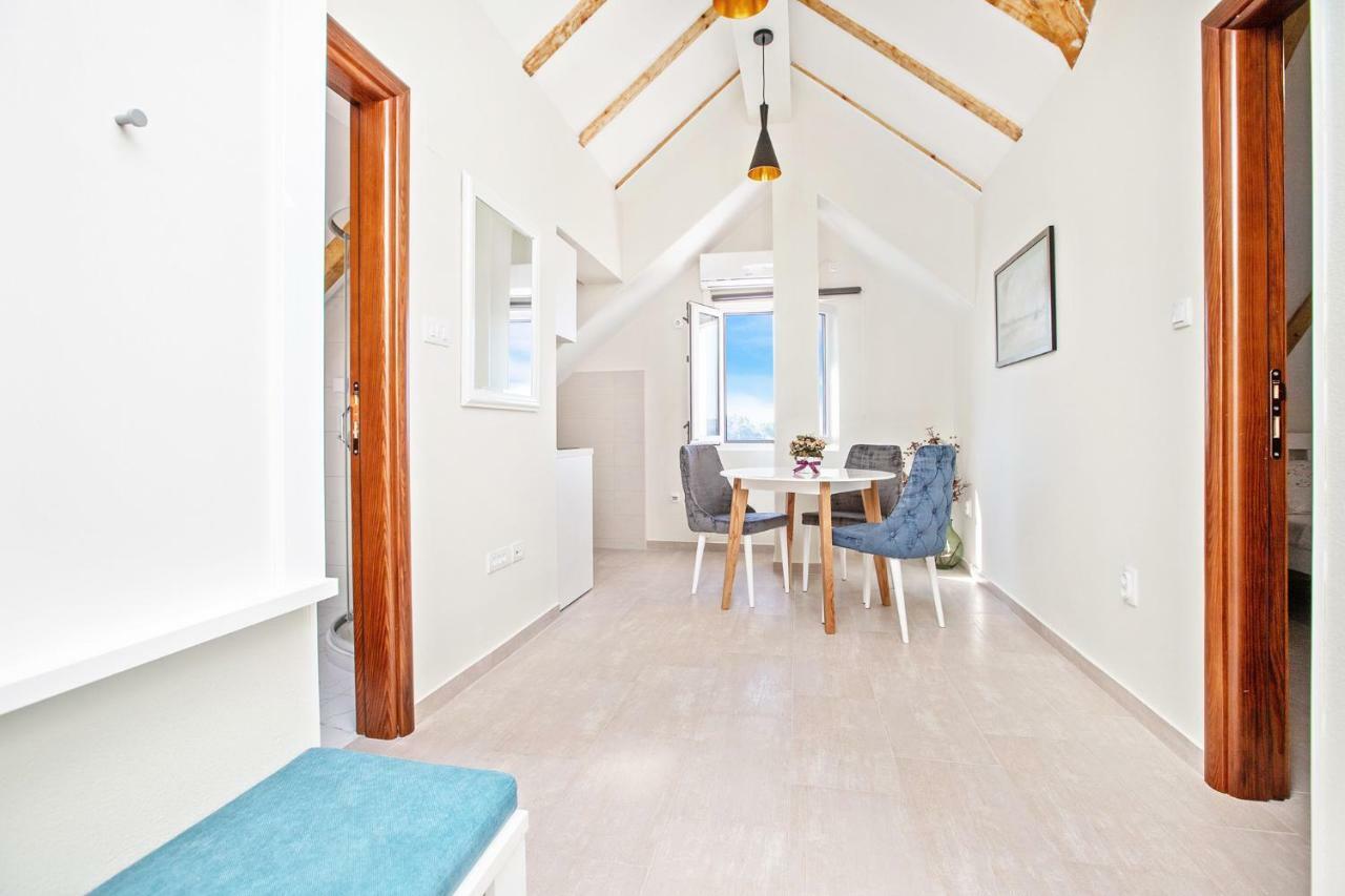 Apartments Isja Тиват Экстерьер фото