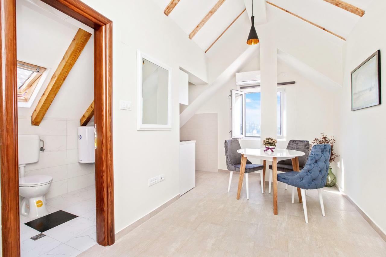 Apartments Isja Тиват Экстерьер фото