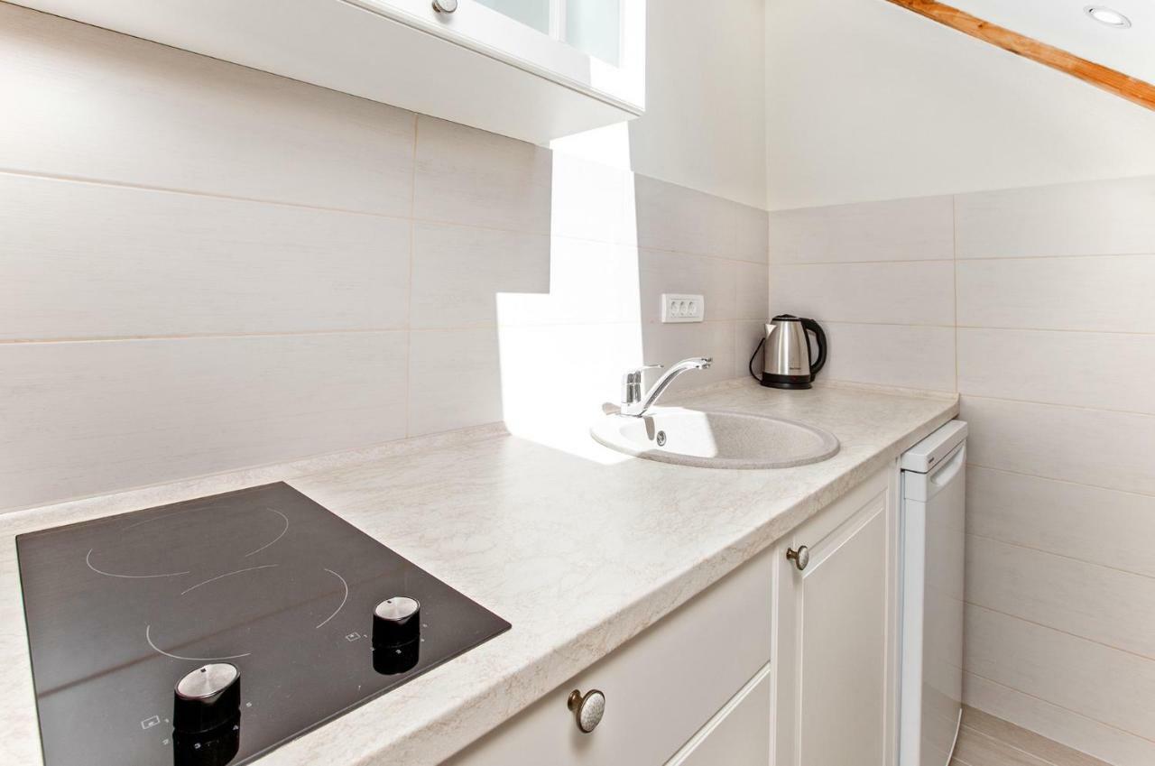 Apartments Isja Тиват Экстерьер фото