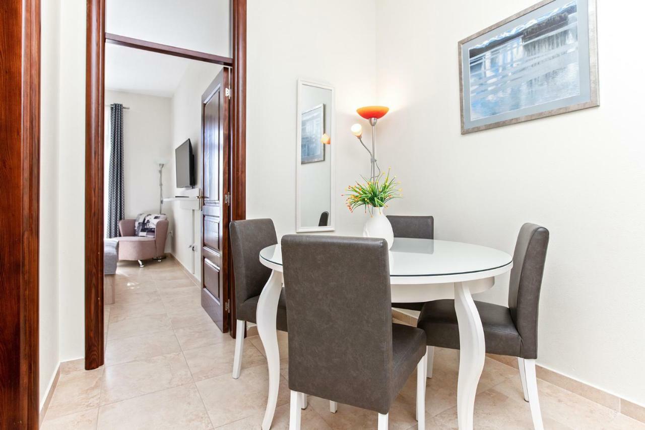 Apartments Isja Тиват Экстерьер фото
